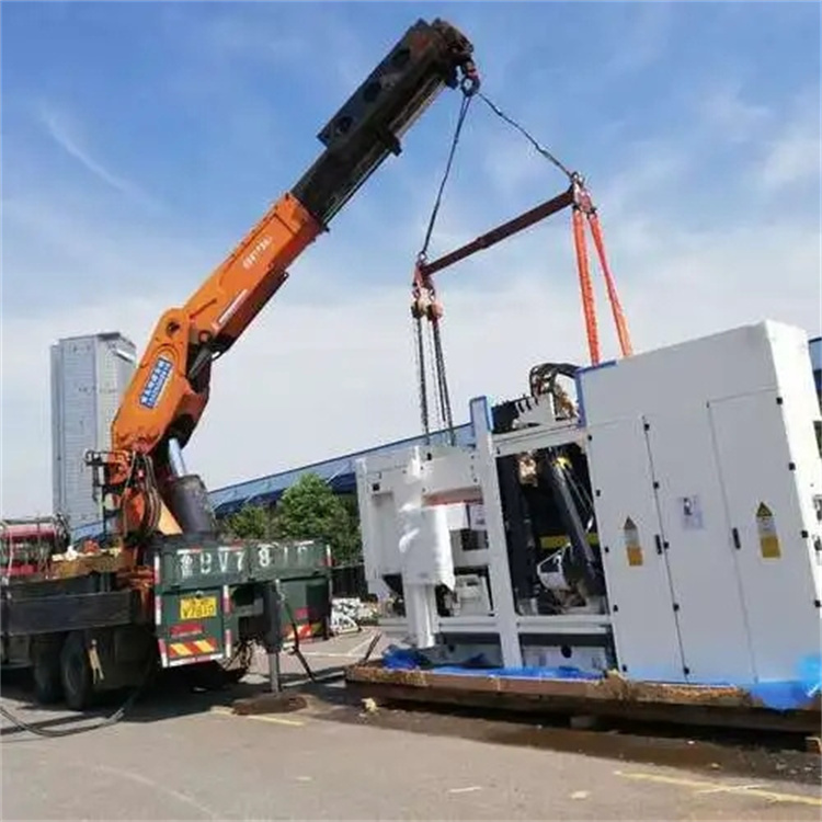 凤凰附近小吊车联系方式|8-16吨|本地及时服务