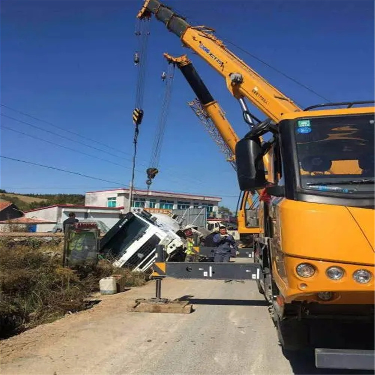 凤凰吊车道路救援多少钱